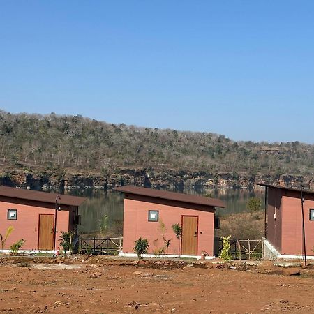Gandhisagar Forest Retreat Hotel Gurla Buitenkant foto