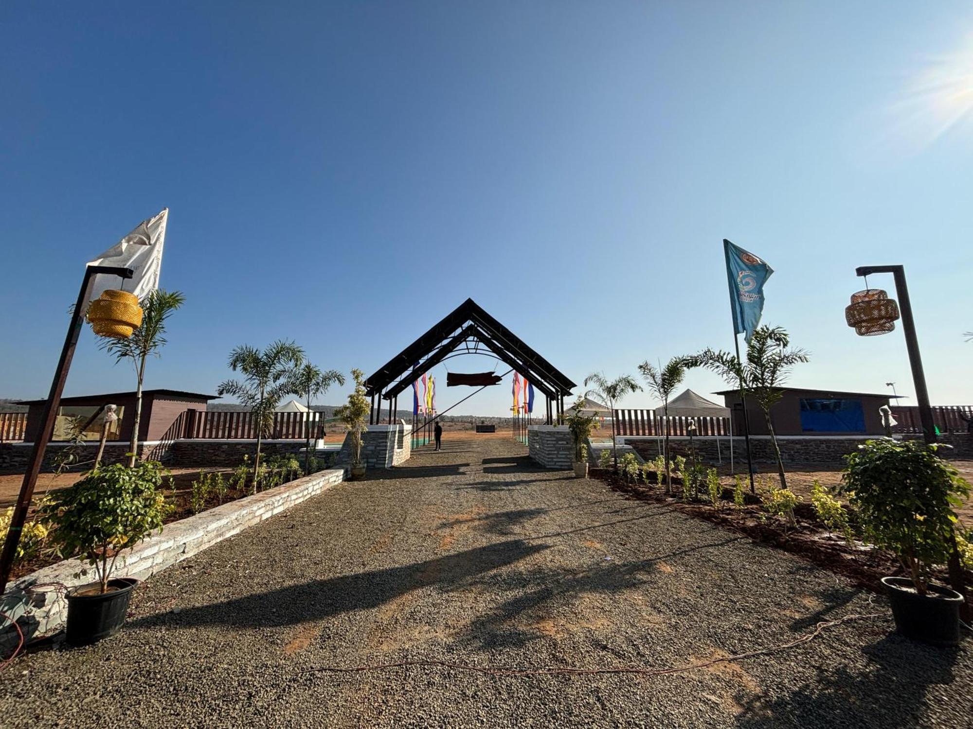 Gandhisagar Forest Retreat Hotel Gurla Buitenkant foto